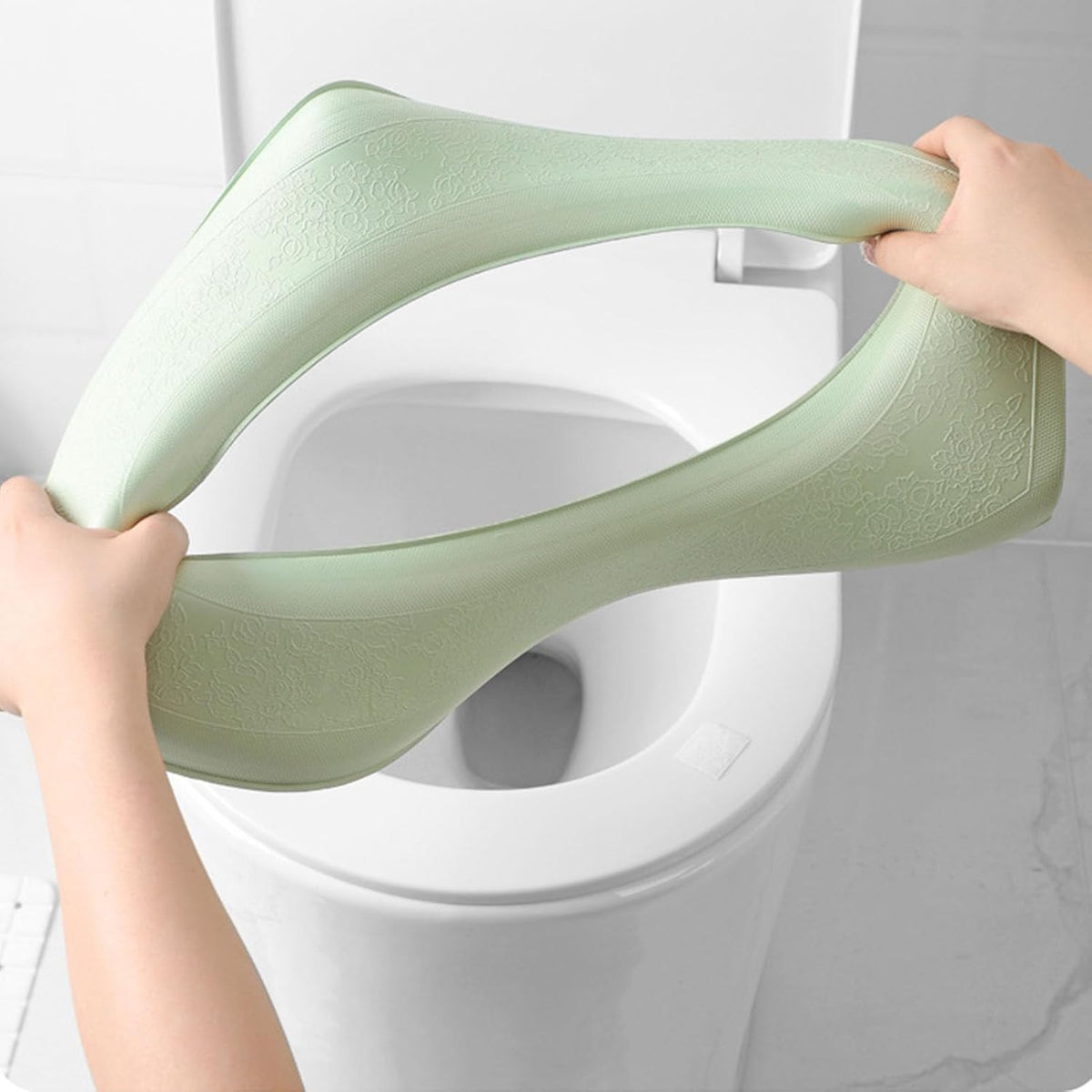 HERCHR Toilet Seat Cover, EVA Thick Foam Comfortable Toilet Pad Universal Water Proof Non Slip Insulated Bathroom Seat Cushion for All Season