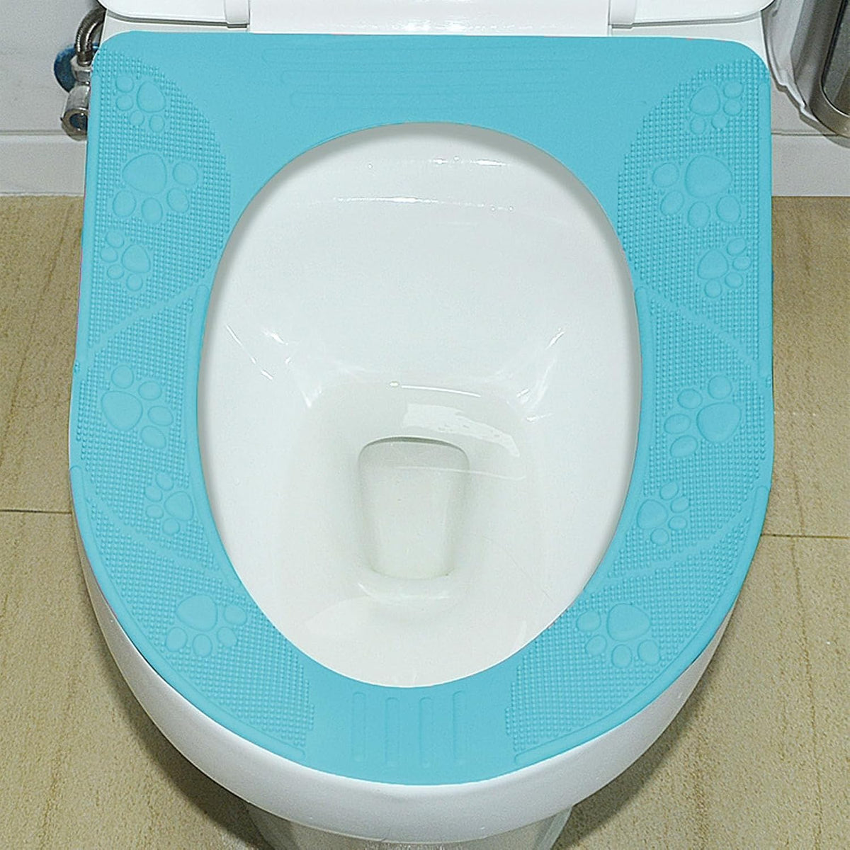 Agatige Silicone Toilet Seat Cushion, 39.5x34cm Non Slip Toilet Cover Pad Warmer Washable Travel Potty Seat with Suction Cup for All Season Bathroom (Sky Blue)